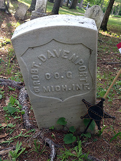 Robert Davenport, 5th MI Co. G Grave Photo ©2014 Look Around You Ventures, LLC. 